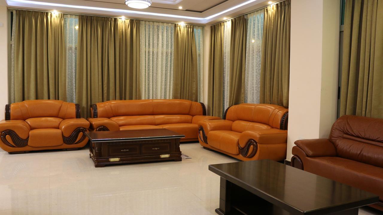 Solyana Hotel Бахир Дар Екстериор снимка