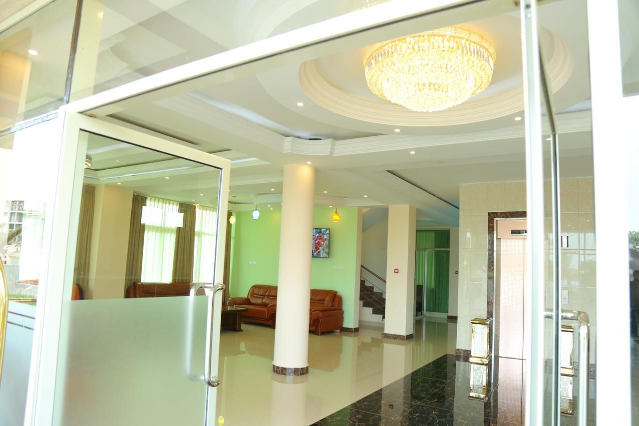 Solyana Hotel Бахир Дар Екстериор снимка